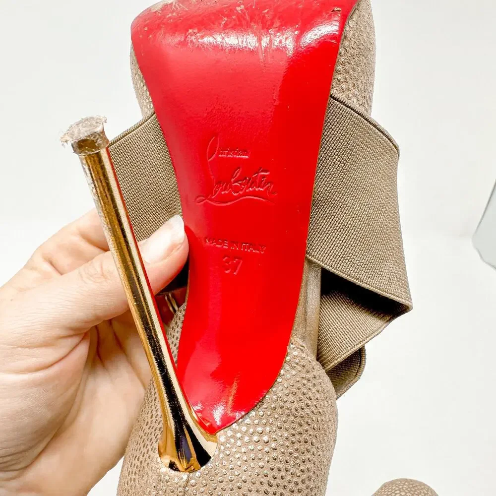 Christian Louboutin Gold Metallic Dotted Textured Big Dorcet Pump Heels EU 37